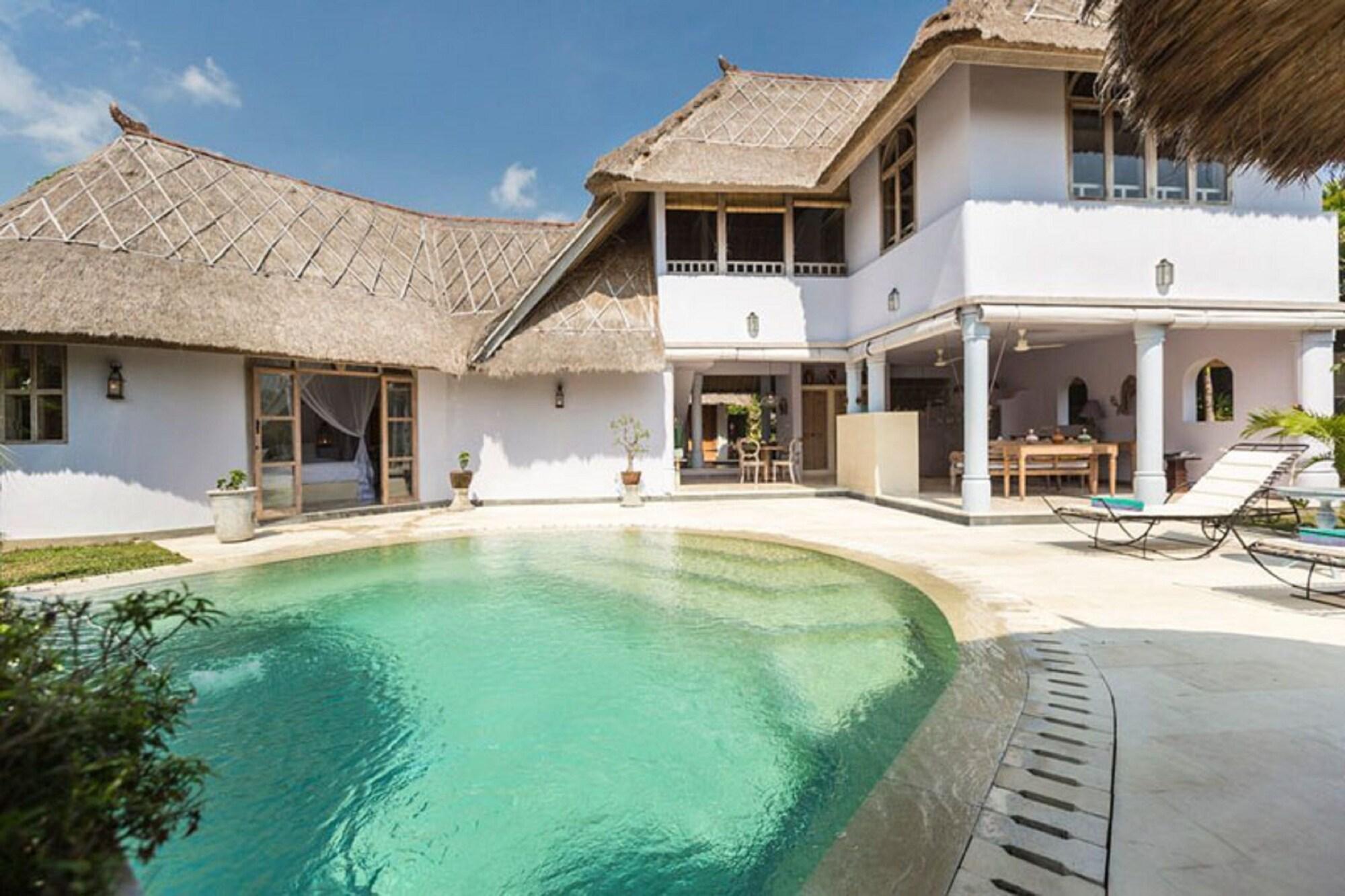 Villa Hacienda Bali Kuta Lombok Exterior foto